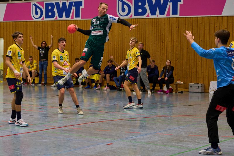 800 Motiv 1 TVS Spieler Lukas Veith Rhein Neckar Löwen II TVS Baden Baden